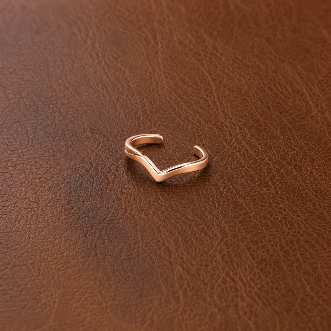 Patricia's Notch Copper Toe Ring