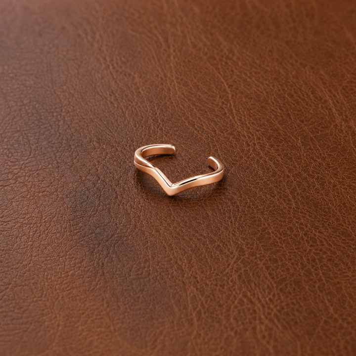 Patricia's Notch Copper Toe Ring